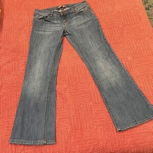 Women’s W30L30 British jeans Makers of True Originals lightly flared